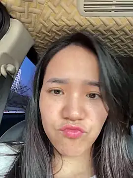 Sisilaydy_01's cam snapshot