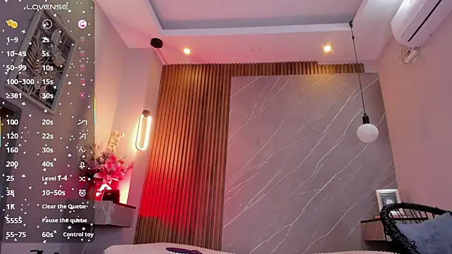 emma__rose1's cam snapshot