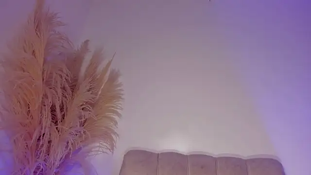 sara_gwen's cam snapshot