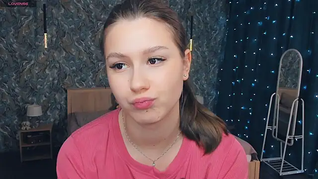 MondoNeko's cam snapshot