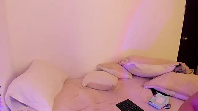 Lilith_salvatoree's cam snapshot