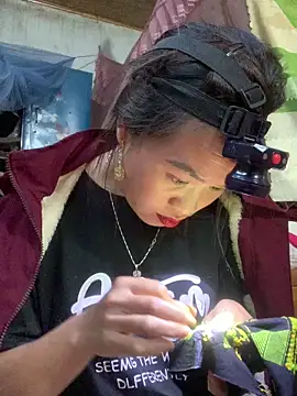 tuyetnhi-00's cam snapshot