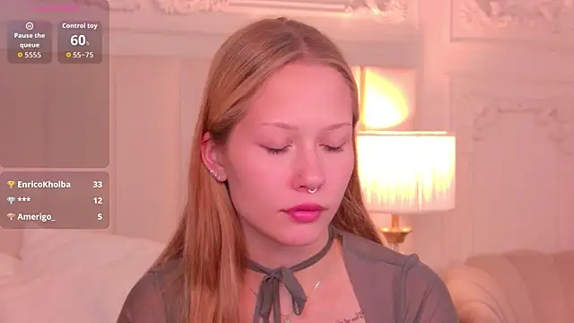 AllaMiln's cam snapshot