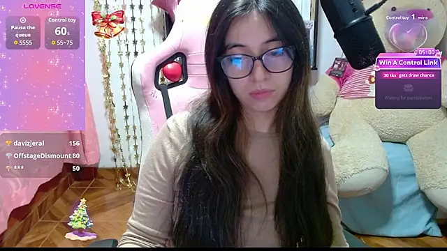 Maggie_Fox3's cam snapshot