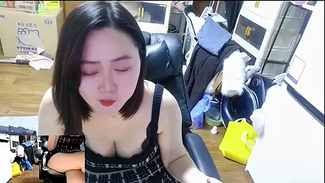 rami0428 live sex cam