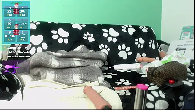 avaleri_cherry's cam snapshot