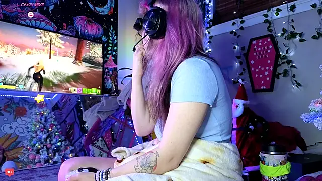 Cutiepiespanks's cam snapshot