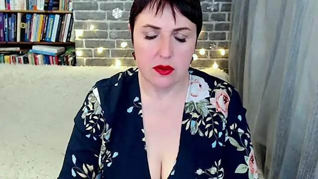 Rainbow_lady's cam snapshot