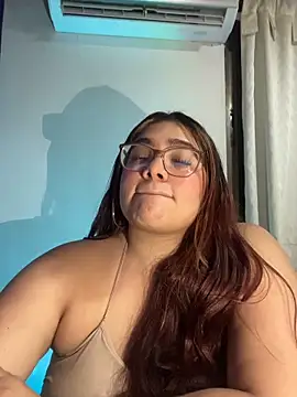 KathyGonzalez's cam snapshot