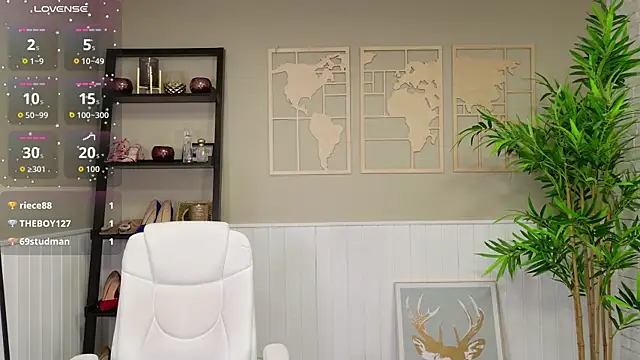 LadyLeea live sex cam