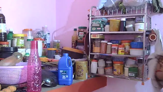 Pooja-suman's cam snapshot