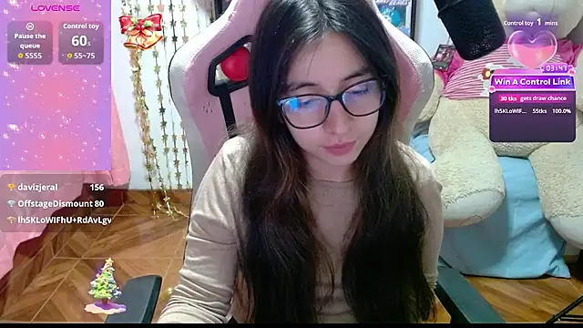 Maggie_Fox3's cam snapshot