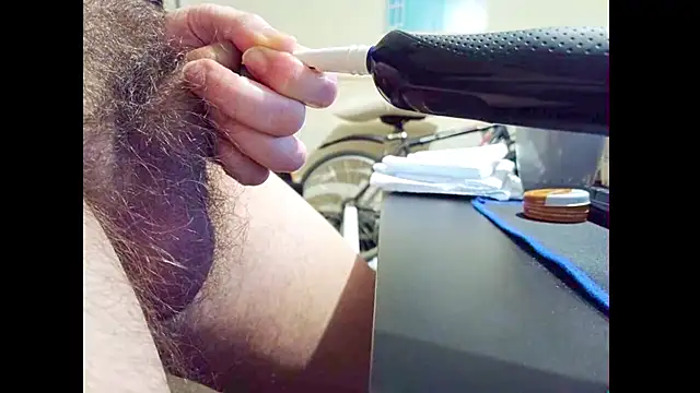 hairyuncut00 live sex cam