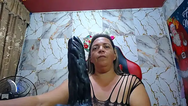 alina_maturehot's cam snapshot