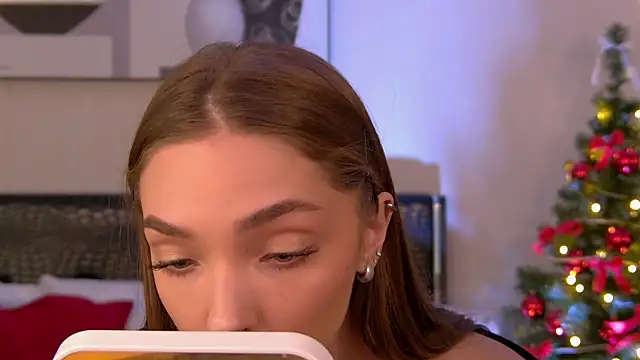 VirginieCruz's cam snapshot