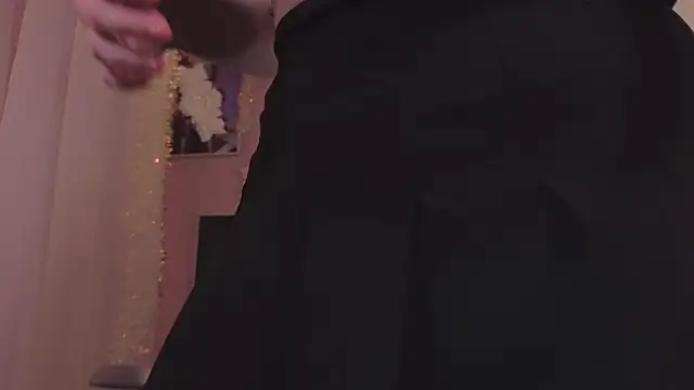 ELLIEJAY's cam snapshot