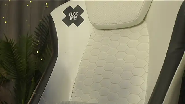 Megany's cam snapshot