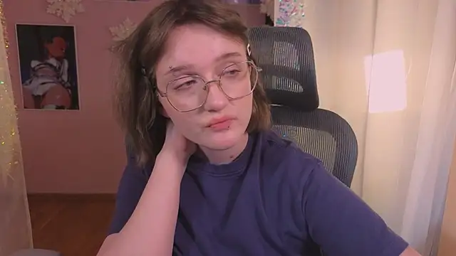 ELLIEJAY's cam snapshot