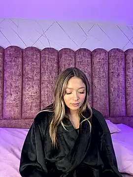 Victoria_Adams14's cam snapshot