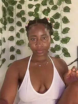 MISSMAYMADMYDAY's cam snapshot