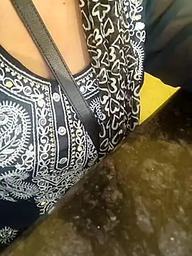 iChitrangda's cam snapshot