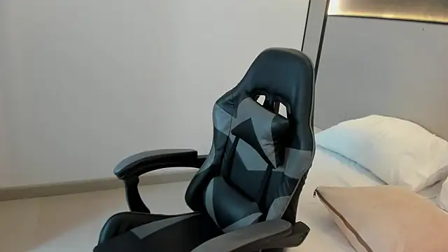 fiorella18_'s cam snapshot