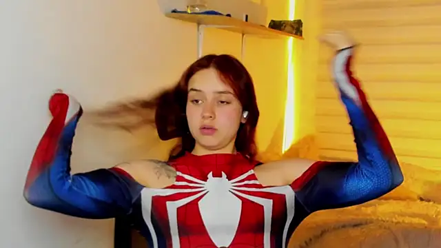 Emily_Lindey's cam snapshot