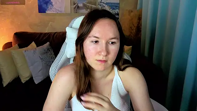 Little_doll_meow's cam snapshot