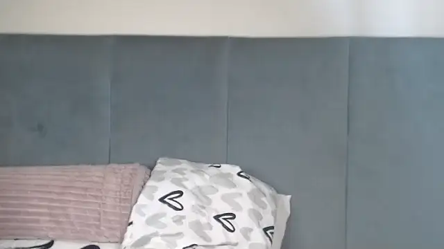 Jah-Queen's cam snapshot