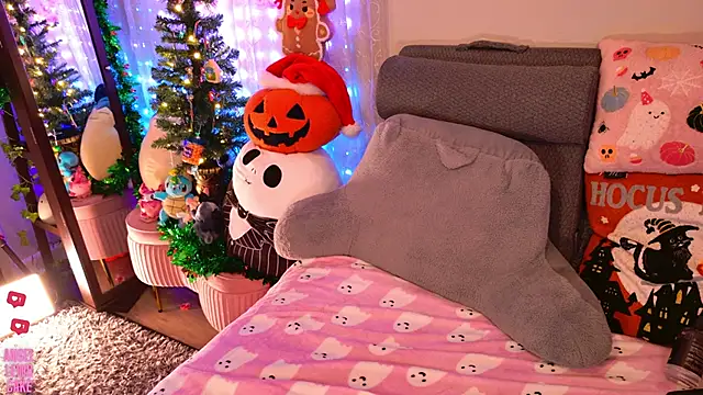 Angel-Lewd-Cake's cam snapshot