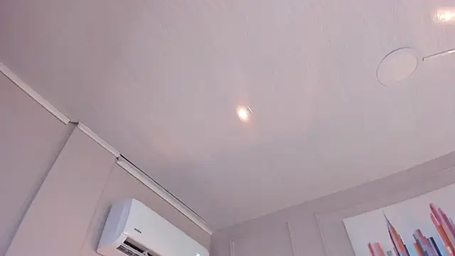 mia_kisses2 live sex cam