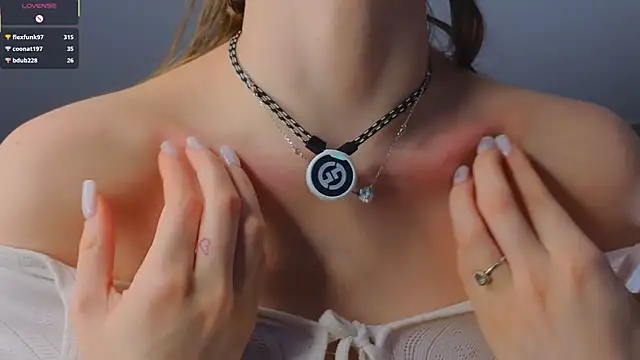 MandaReh's cam snapshot