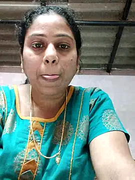 JENNIFERtamil live sex cam