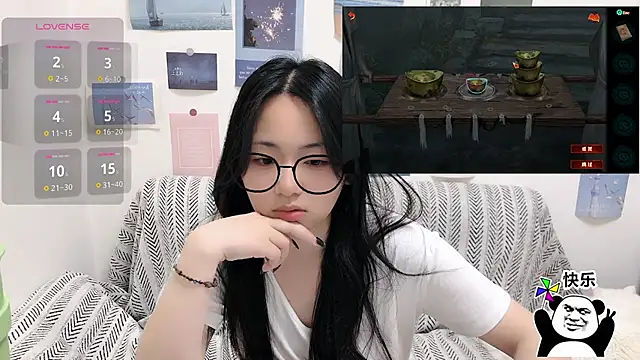 LiLiYbaby live sex cam