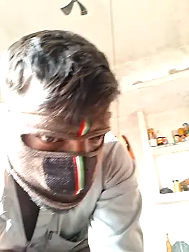 RAYI_Queen_3's cam snapshot