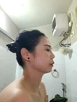 Basanis68's cam snapshot