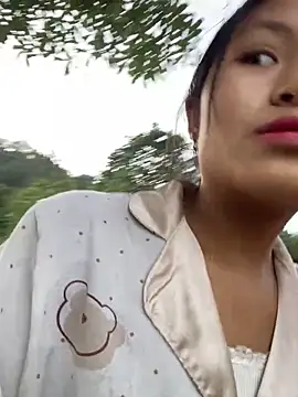 milo_bae's cam snapshot