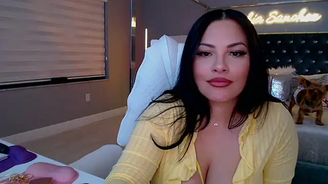 theofficialsophiasanchez's cam snapshot