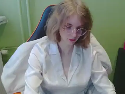 juicyPenny's cam snapshot