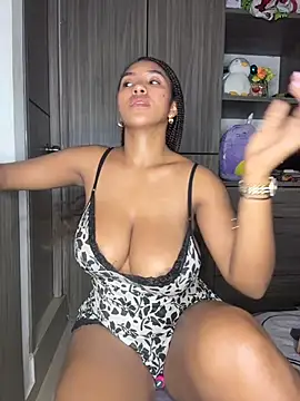 Mia_sweet80's cam snapshot