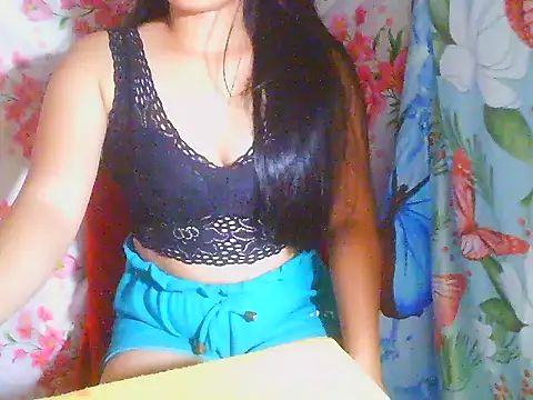 Katie_Winslet's cam snapshot