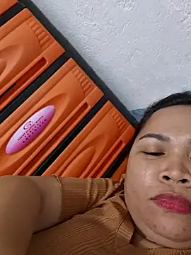 XXLorie_02's cam snapshot