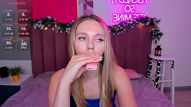 TessaAdorable's cam snapshot