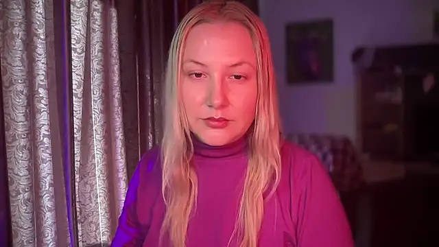 BikiHellena's cam snapshot