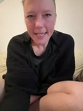 MoniqueLaFee's cam snapshot