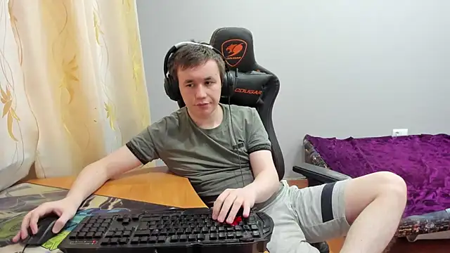 iliaskrislove live sex cam