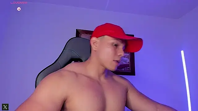 RoyConstance live sex cam