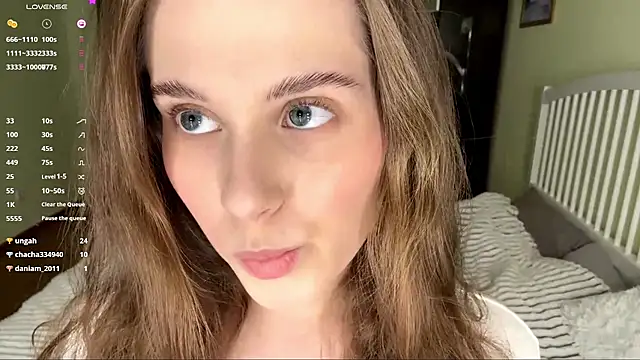 MiaBlanko's cam snapshot