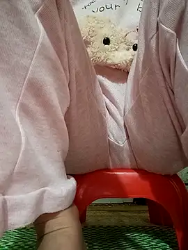 Suna217's cam snapshot