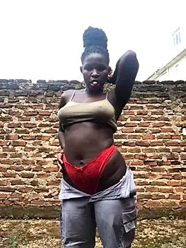 KISAKYEMOREEN19's cam snapshot